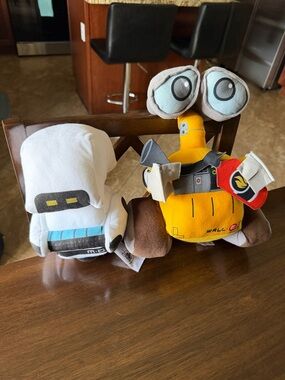 Wall·E Plush and M-O Robot Stuffed Dolls